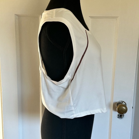 6 for $25 - NWOT Terez Athletic Racerback Cropped Tank - Picture 2 of 3